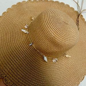 Woman’s beach hat one size